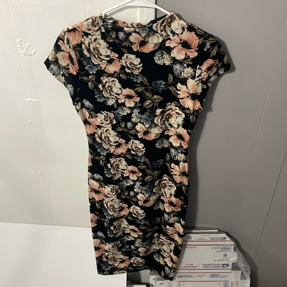 love culture floral print tight midi dress